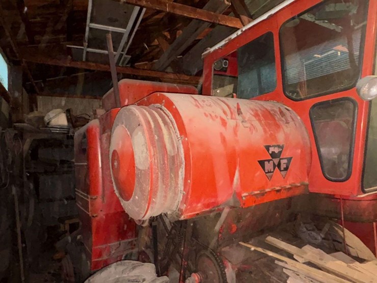 massey-ferguson-300-image-3