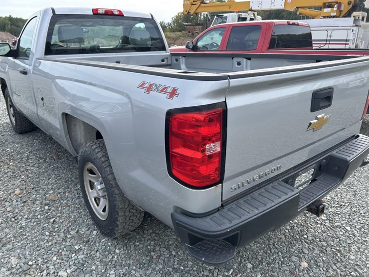 2017-chevrolet-silverado-1500-image-13