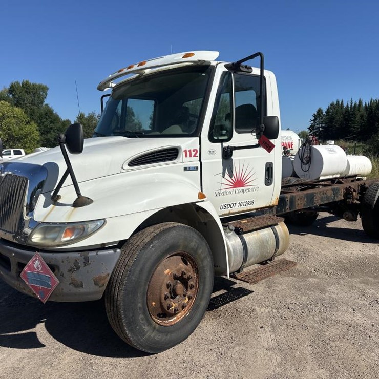 2008 INTERNATIONAL 4300 SBA