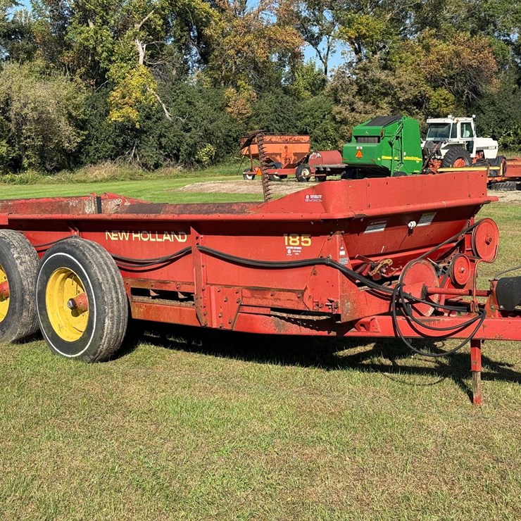 NEW HOLLAND 185