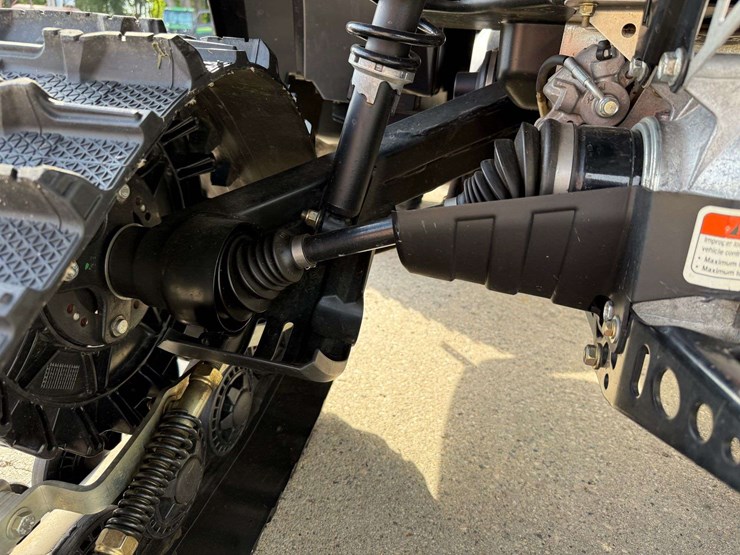 2010-can-am-outlander-650-xtp,-888-miles,-4wd,-with-camoplast-tracks-and-factory-tires-and-68”-can-a-image-20