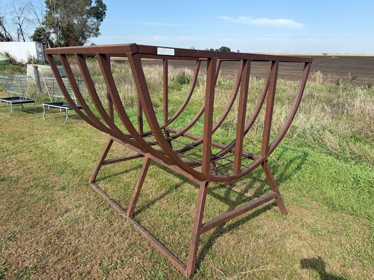 livestock-large-round-bale-feeder-image-5