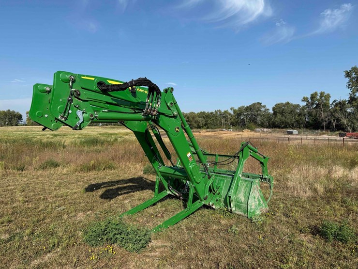 2020-john-deere-6175r-image-19
