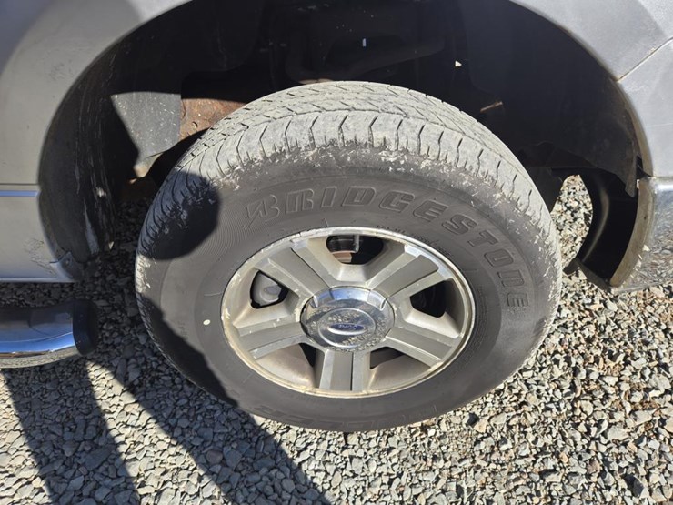 2010-ford-f150-image-48