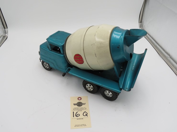 1950's-structo-ready-concrete-mixer-image-3