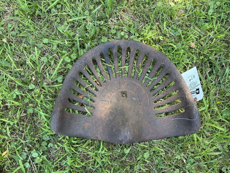 empire-seat-image-1