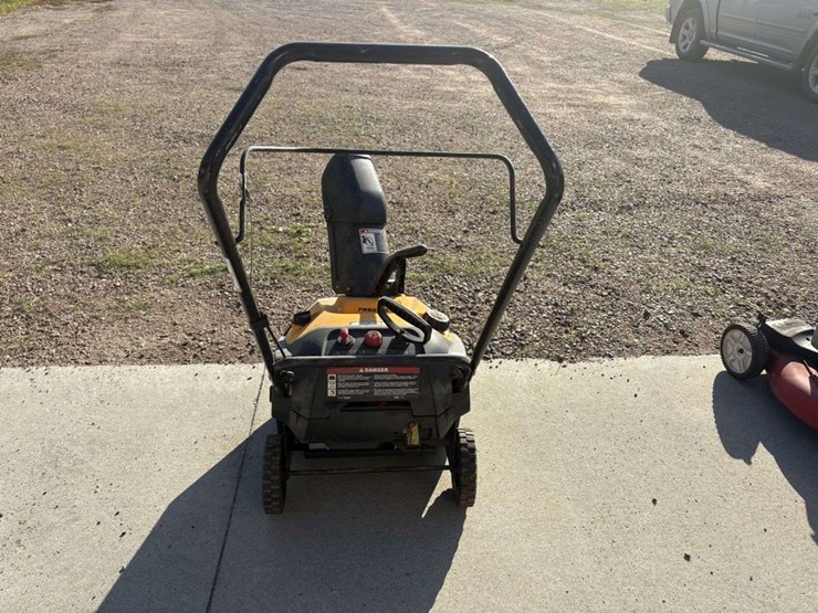 poulan-pro-prg21es-21”-walk-behind-snow-thrower,-electric-start,-*needs-tune-up-image-2