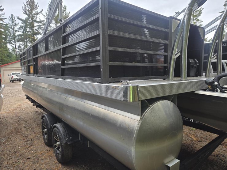 #1226-•-montego-bay-8522-pontoon-boat-w/-trailer-image-7