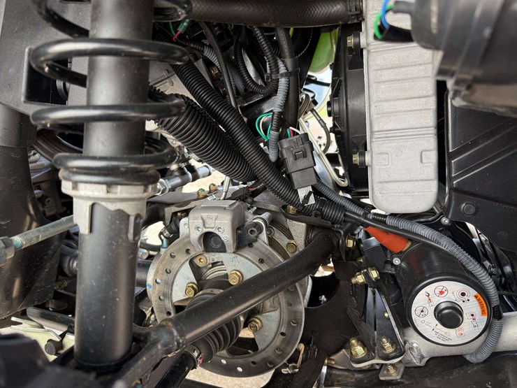 2010-can-am-outlander-650-xtp,-888-miles,-4wd,-with-camoplast-tracks-and-factory-tires-and-68”-can-a-image-36