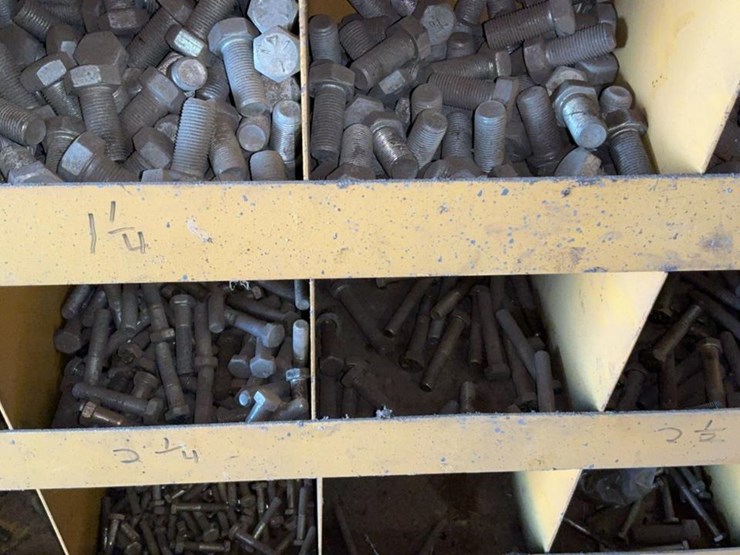 #122-•-nuts-and-bolts-racks-image-74