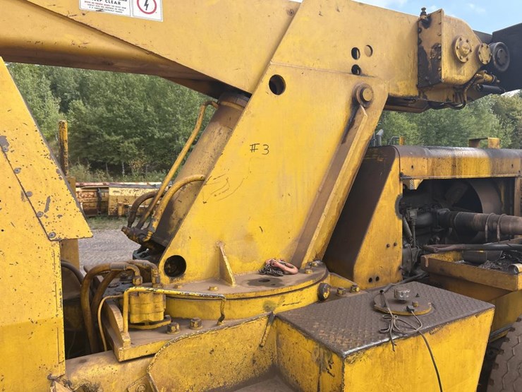 #1800-•-galion-2-stage-crane-truck-image-34