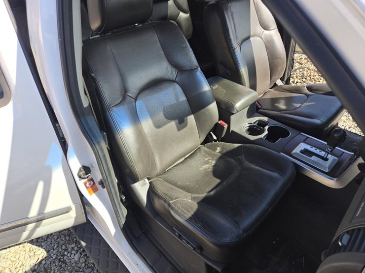 2009-nissan-pathfinder-le-image-35