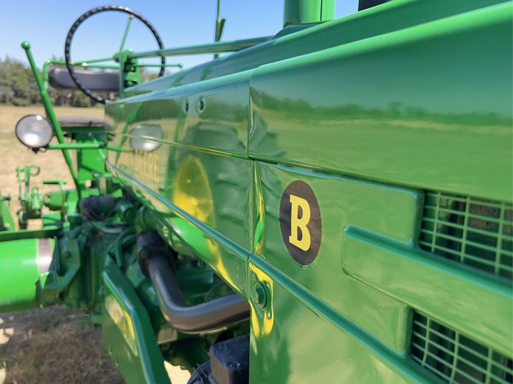 john-deere-model-b-image-11
