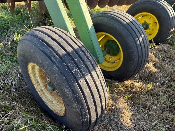 john-deere-360-image-11