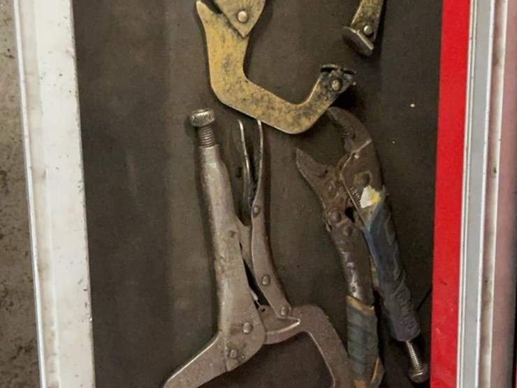 #105-•-us-general-tool-chest-and-assorted-tools-image-102