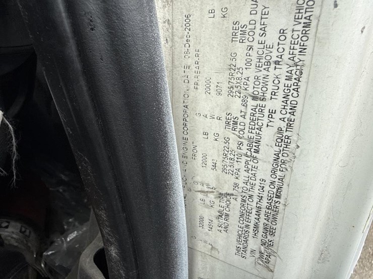 2007-international-durastar-4400-image-53