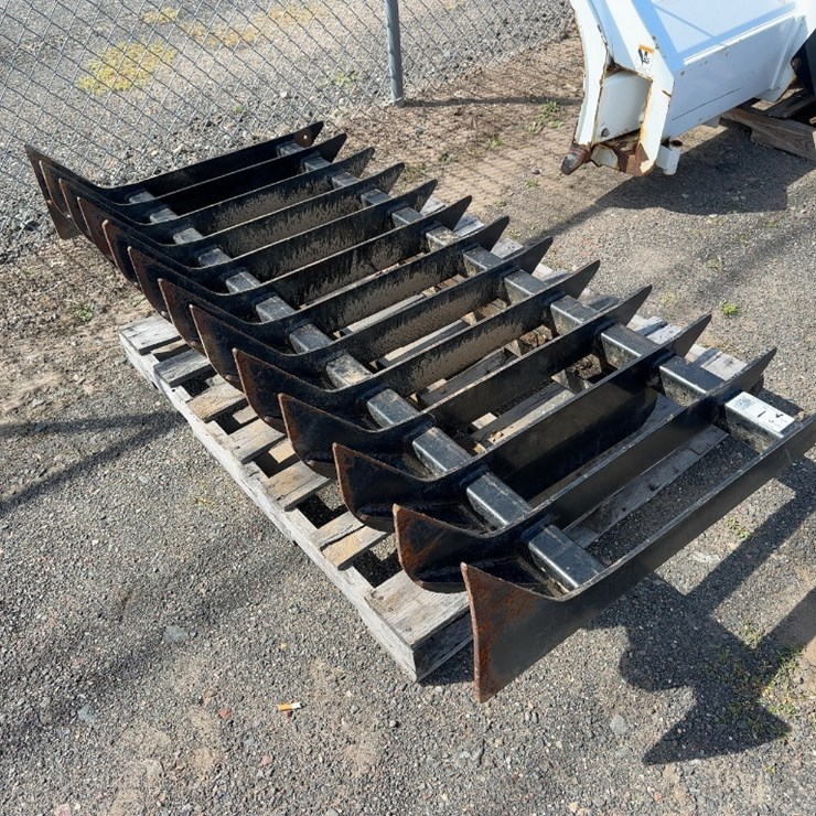 70" ROOT RAKE