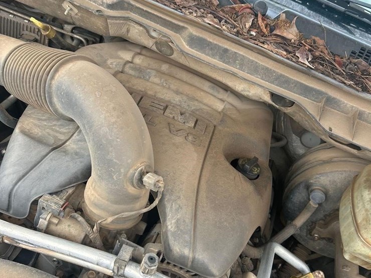 2013-ram-2500-hd-image-35