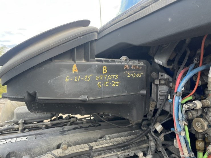 2020-kenworth-t680-image-32
