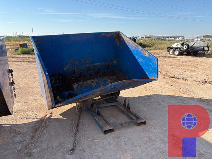 vestil-d-500-hd--5cu.yd-self-dumping-hopper-image-1