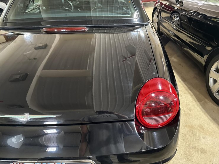 #1392-•-2003-ford-thunderbird-convertible-car-image-15