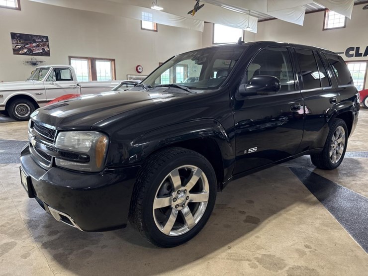 2008-chevrolet-trailblazer-image-1