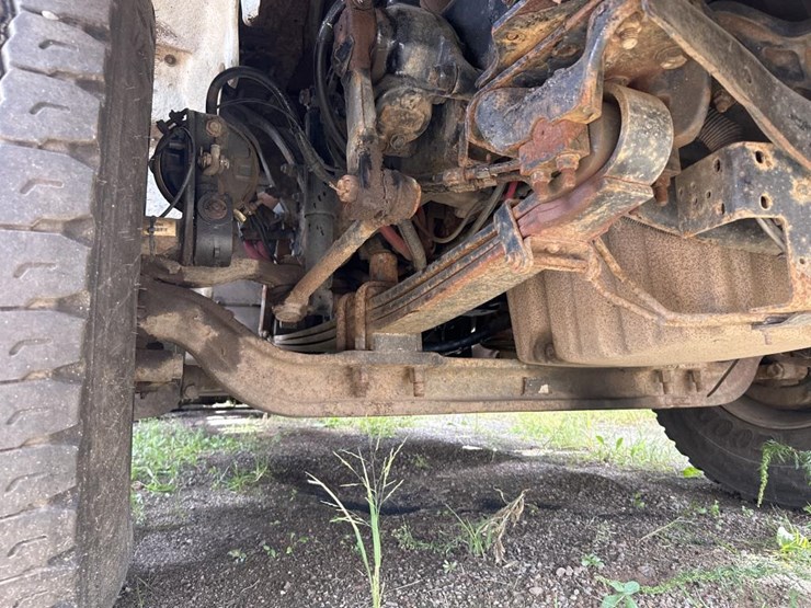 2015-western-star-4700sb-image-39