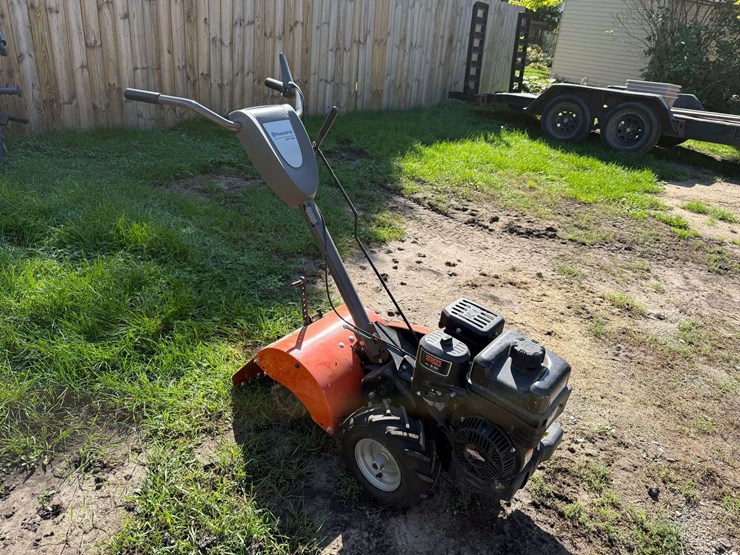 husqvarna-crt-900-rear-tine-tiller,-14”,-self-propelled,-briggs-and-stratton-950-series-engine-image-2