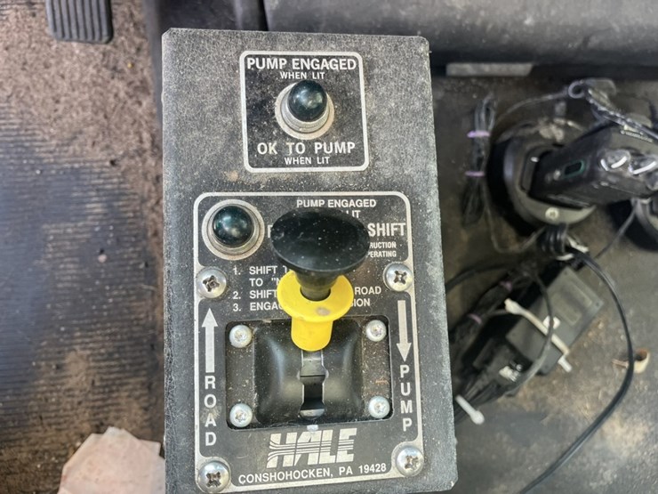 1996-freightliner-fl80-image-147
