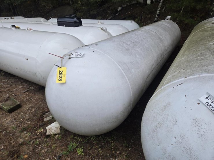 #2828-•-butler-1000-gallon-lp-tank-image-2