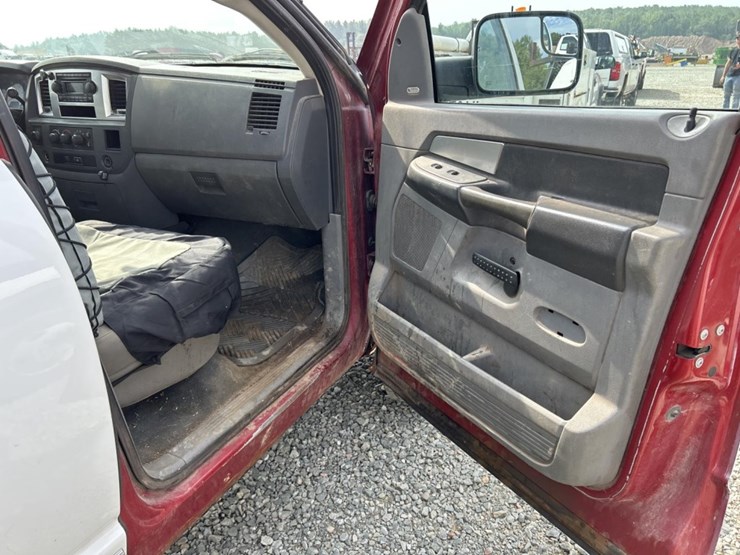 dodge-3500-image-54