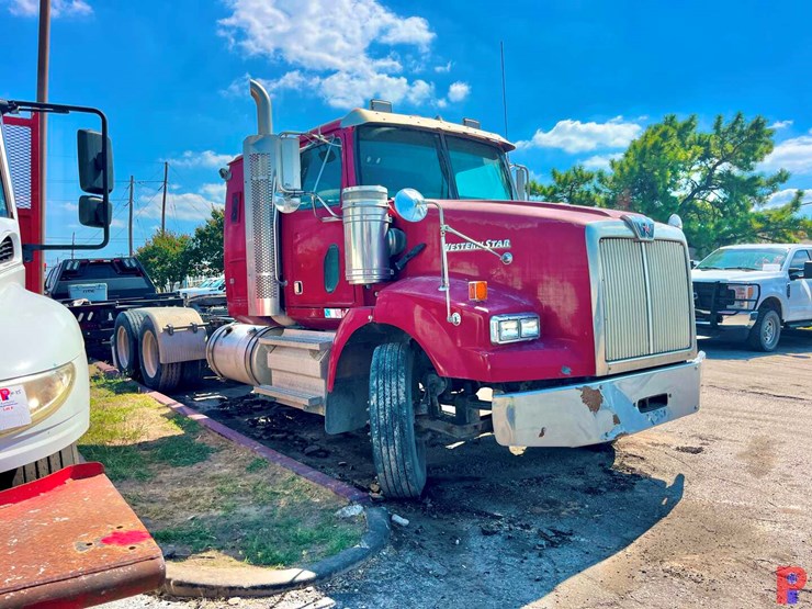 2012-western-star-4900-image-2