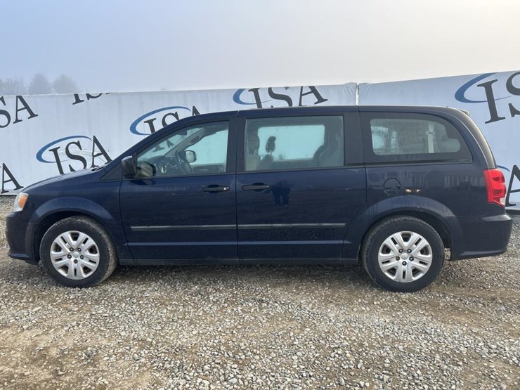 2014-dodge-grand-caravan-image-2