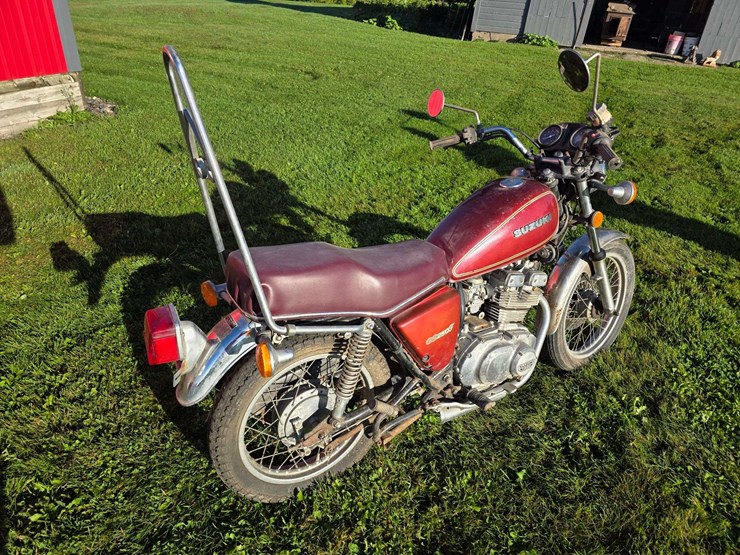 1980-suzuki-tscc-motorcycle,-shows-6,665-miles,-non-running,-history-is-unknown-*no-title-image-12