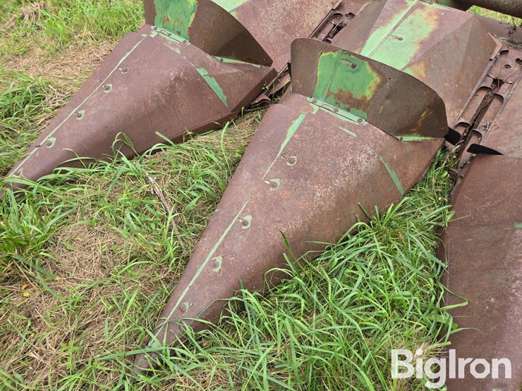 john-deere-344-image-17