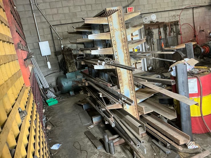 #119-•-metal-rack-and-all-assorted-steel-stock-contents-image-4