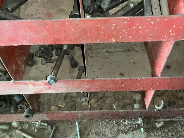 #120-•-coarse-thread-bolts-rack-and-contents-image-65