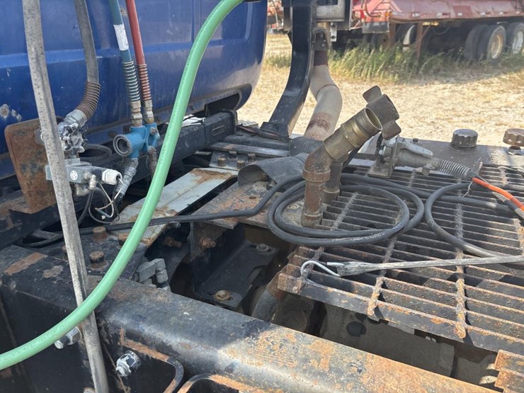 2000-mack-rd600-image-31