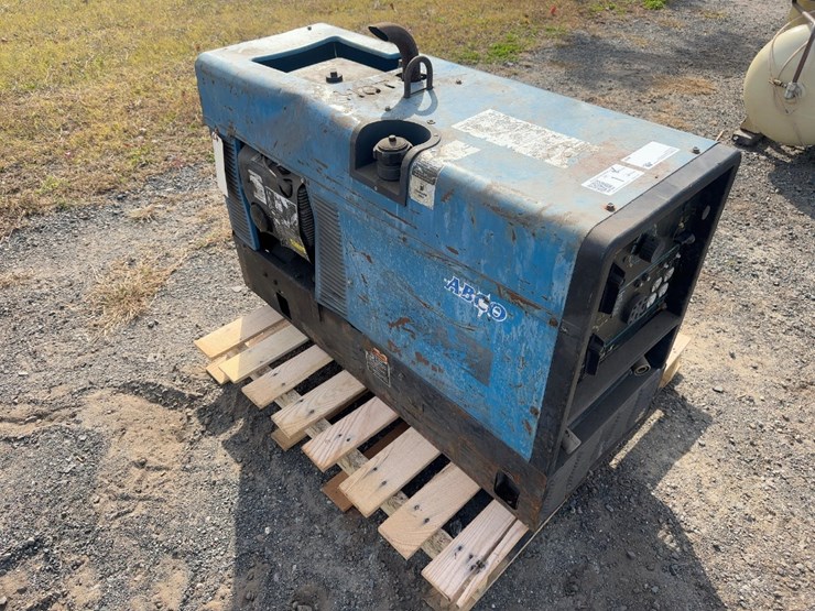 miller-bobcat-225-image-4