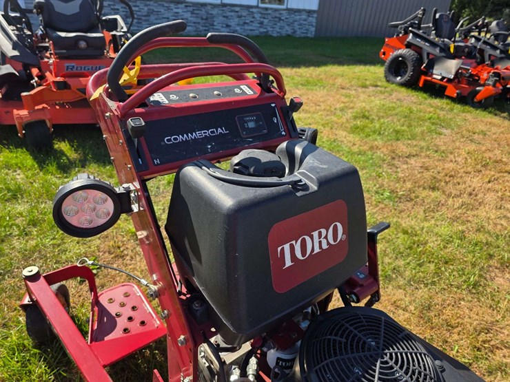toro-grandstand-commercial-stand-on/walk-behind-lawn-mower,-tru-trak,-52”-deck,-18.5hp-kawasaki-engi-image-7