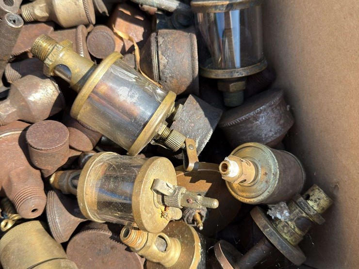 grease-cup-assortment-image-4