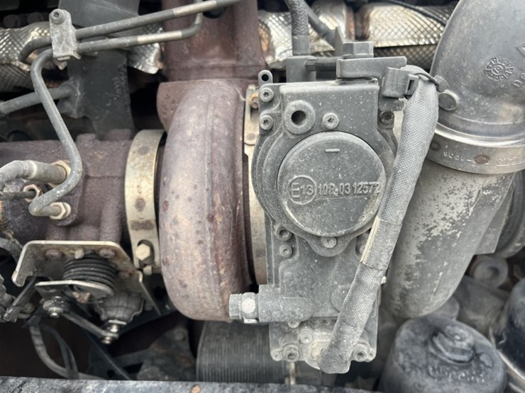 2020-kenworth-t680-image-43