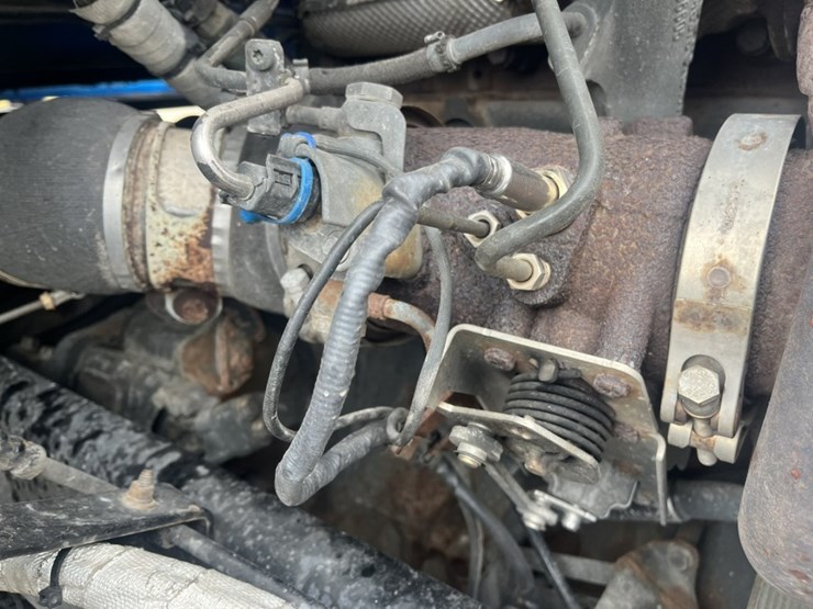 2020-kenworth-t680-image-38