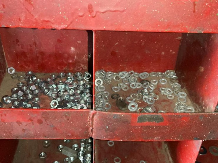 #120-•-coarse-thread-bolts-rack-and-contents-image-5