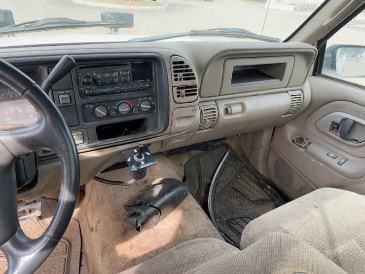 2000-gmc-sierra-2500-image-22