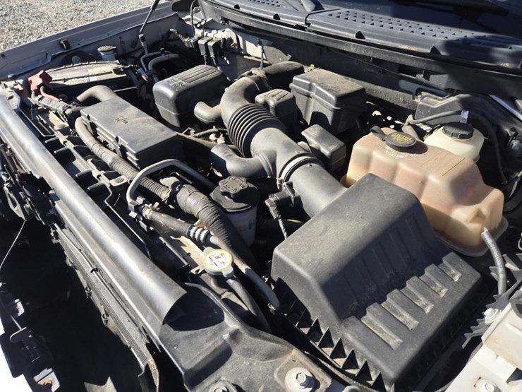 2010-ford-f150-image-29