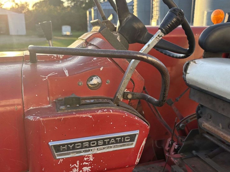 1971-farmall-656-hydro-diesel-tractor,-fenders,-wf,-540-pto,-3pt,-2-hyd,-16.9-38-rears,-7.50-16-fron-image-20