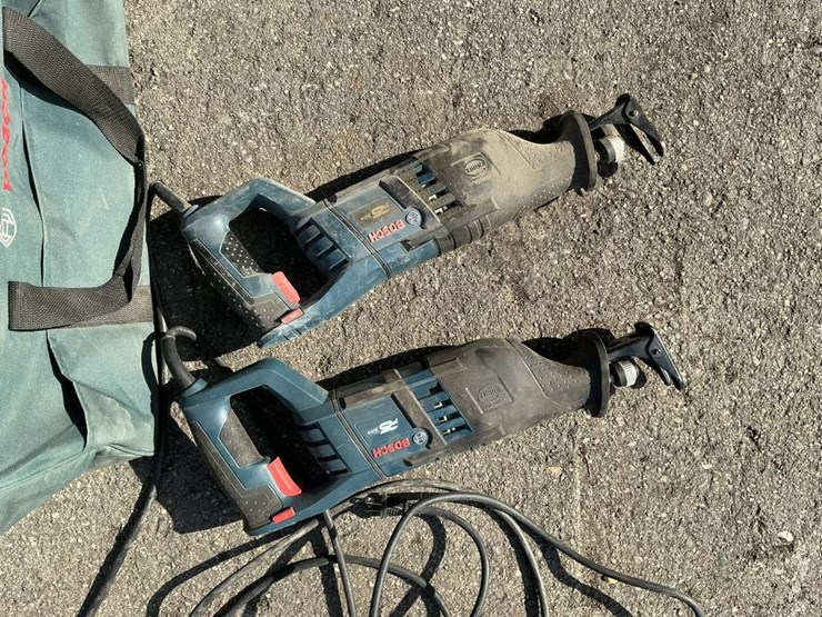 #2117-•-(2)-bosch-rs325-reciprocating-saws-image-5