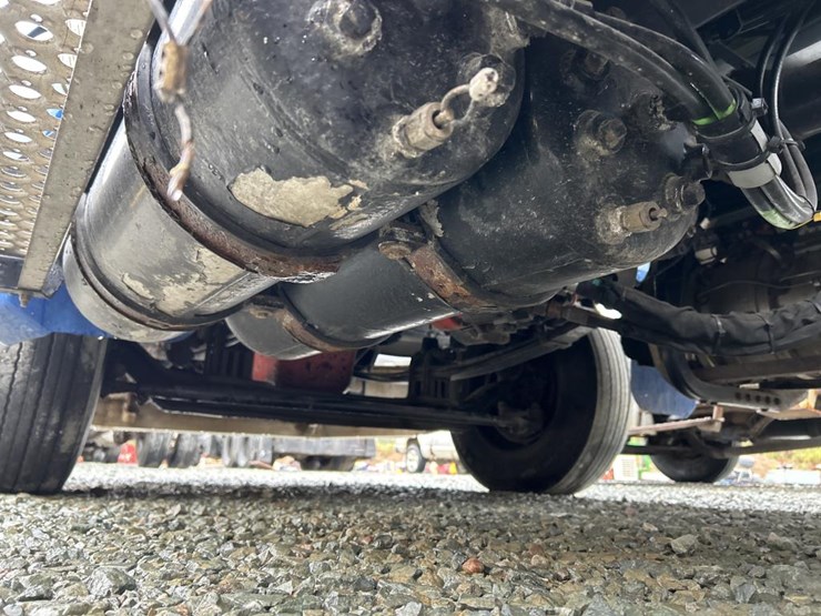 2018-kenworth-t680-image-29
