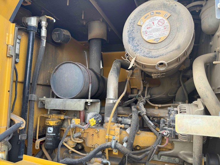 deere-624k-image-16